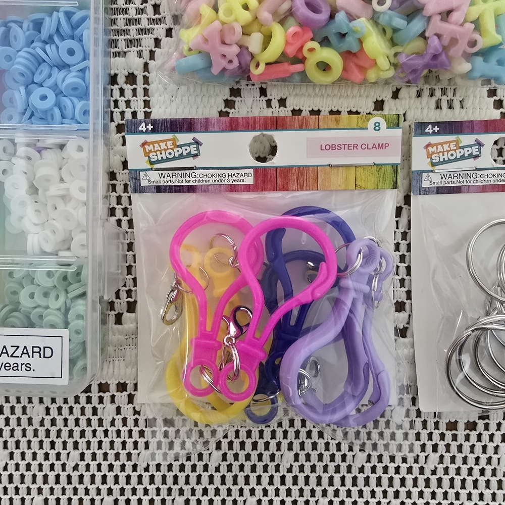 New Jewelry Making Bundle Arts and Crafts Supplies Alphabet Beads Keychain Rings - Picture 4 of 7